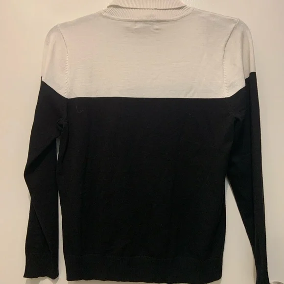 Calvin Klein Turtleneck Sweater Women’s, Black & White Color Block, Size Large - Picture 3 of 10